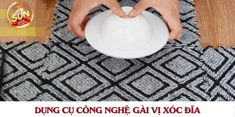 Dụng cụ công nghệ gài vị xóc đĩa